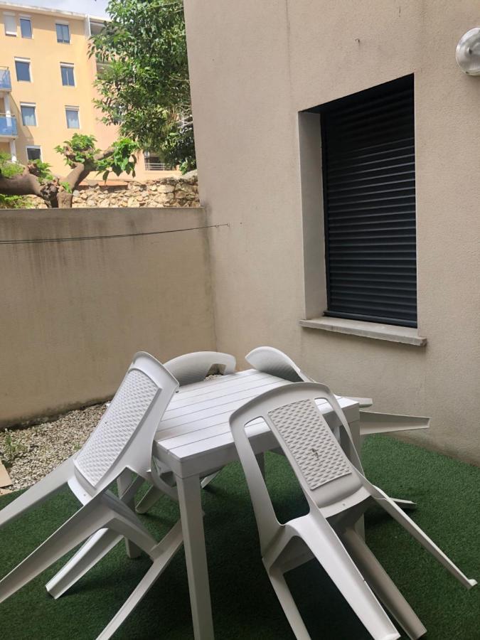 Appartement 4 Couchages Centre Ville Narbonne Exterior foto